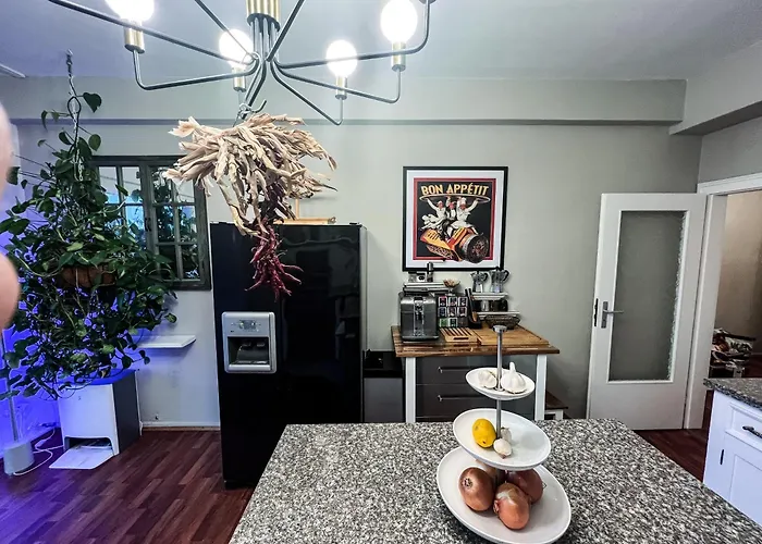 Big, And Charming On Schaafenstrasse