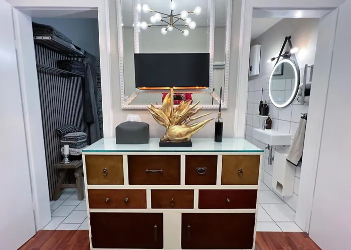 Big, And Charming On Schaafenstrasse