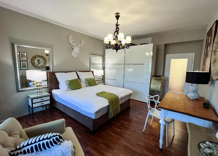 Lägenhet Big, And Charming On Schaafenstrasse *